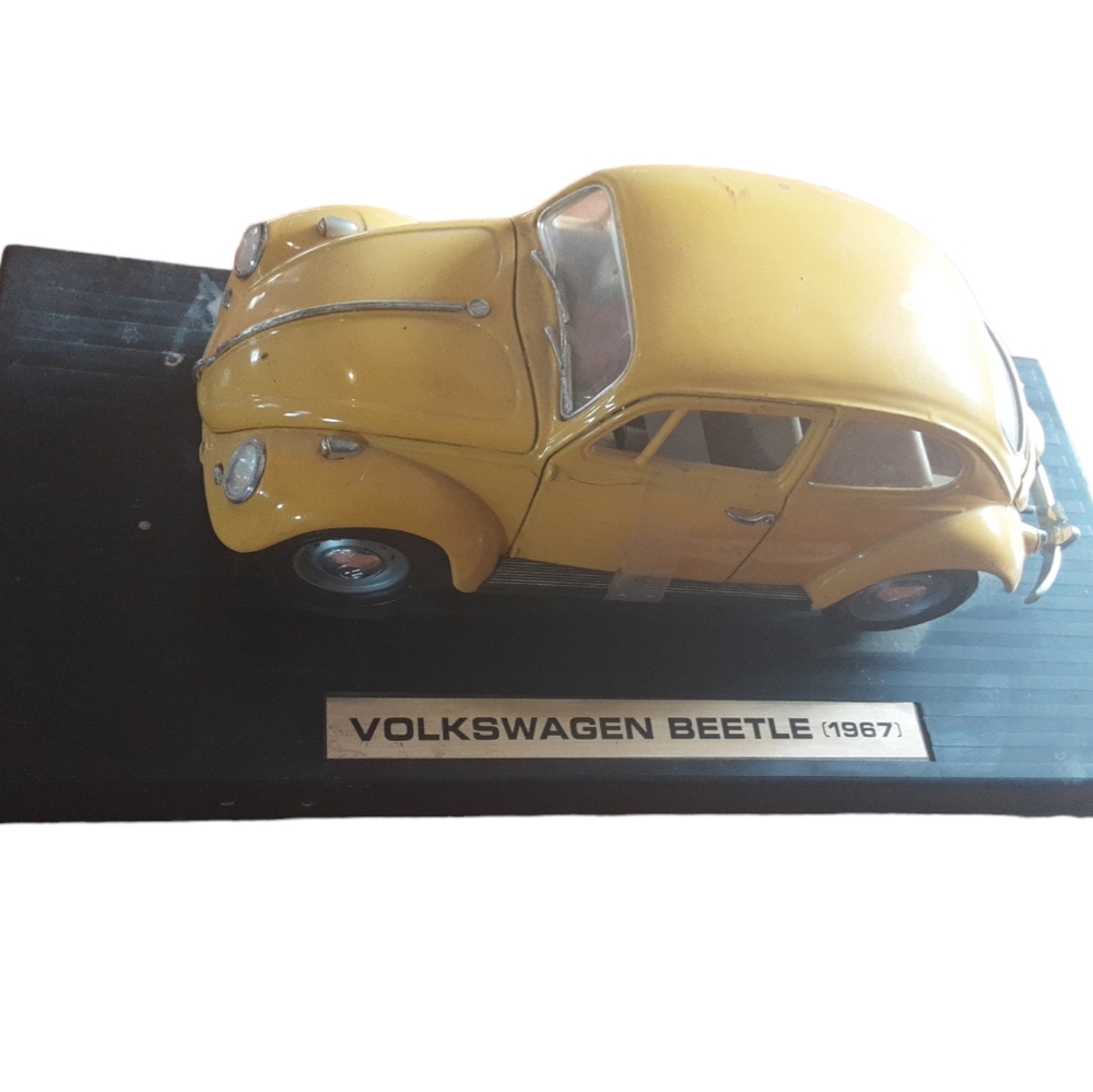 Voltswagon Beetle 1967 Cast Iron Toy